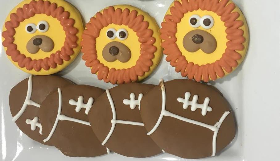 football-dog-treats