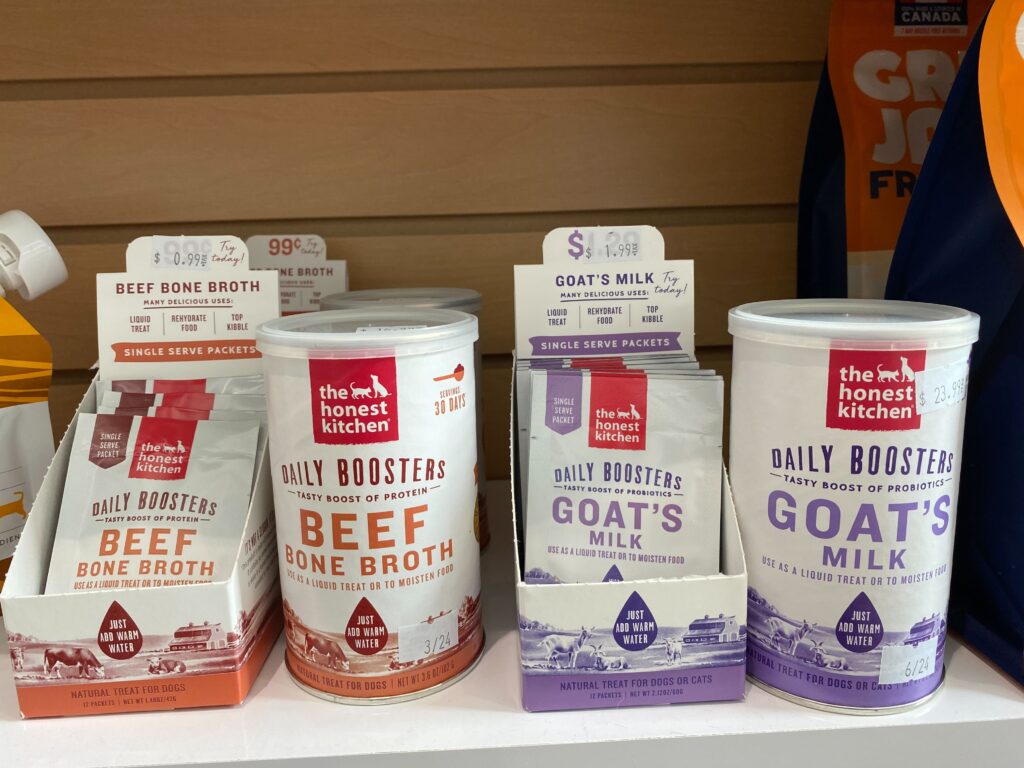 PET HYDRATION TIPS FROM OUR BONE & BISCUIT LETHBRIDGE